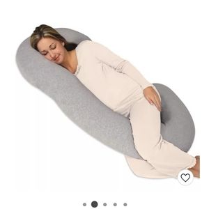 Pregnancy Pillow, like new, with cover